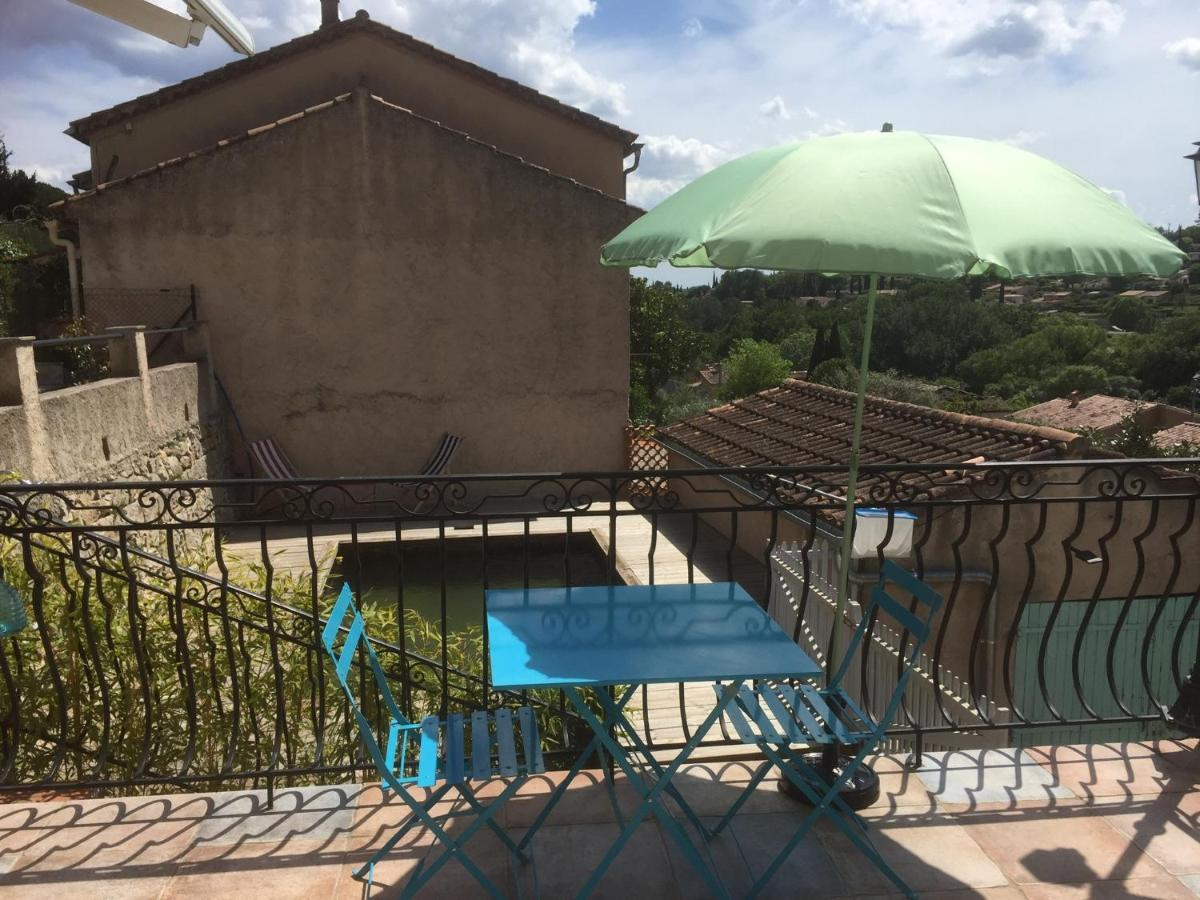 La Maison Du Bonheur Cotignac Exterior foto